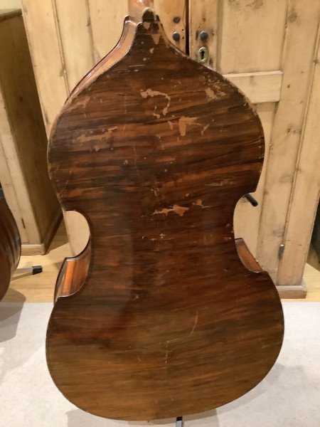 German early 50s Bass Swellback 3/4 size - Image 3