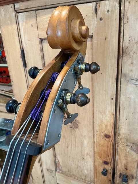 Czechoslovakian (Selmer) 1950s swellback 3/4 Bass - Image 5